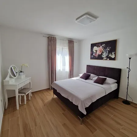 Jakne Apartment
